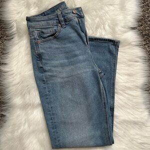 American Eagle Mom Jeans